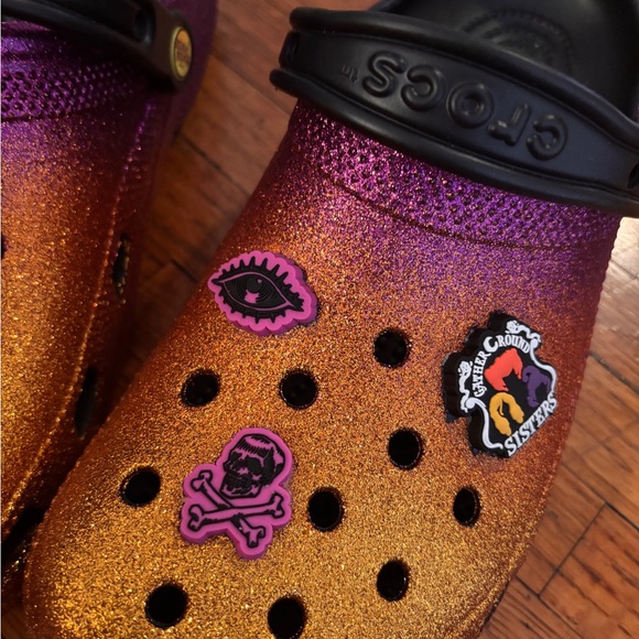Hocus Pocus Crocs -Size 11 W, 9 M - Picture 7 of 9